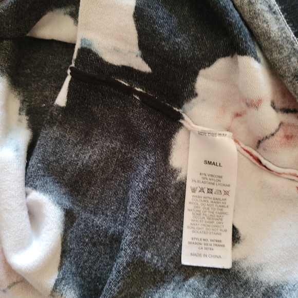 PETITE SWEATER - Picture 4 of 4